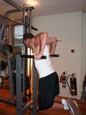 tricep dips