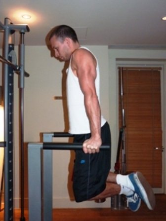 tricep dips