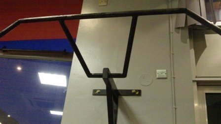 pull up bar